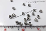 Flower spacer bead