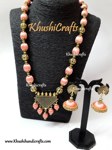 Peach shaded Silk Thread Jewelry Set with Designer Pendant!