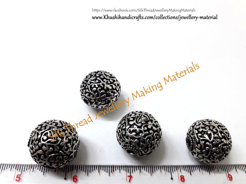 Antique Silver Round Beads 22mm - GB12