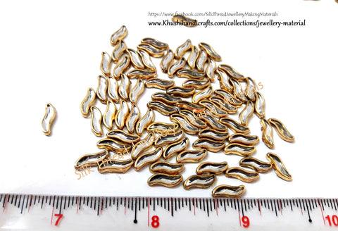 Kundan stones  /Kundans - Designer Pattern 1. Pack of 10 grams!