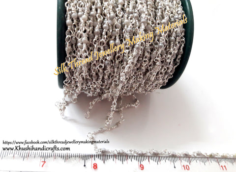 Silver Pearl linked chain 2mm.Sold per meter!