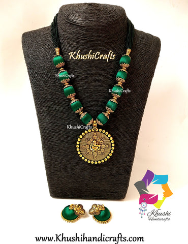 Silk thread Jewellery Ganesha set in Green shade