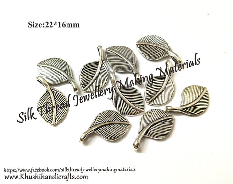 Antique Silver Leaf Designer Pendant Charms.Set of 10 pieces!